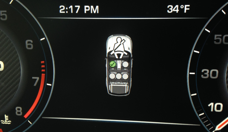 Illustration for article titled 2014 Range Rover Sport Supercharged Is A French Kiss After A Face Slap